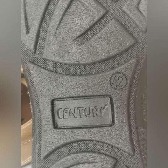 Men's Shoe size 42 - Picture 4 of 4